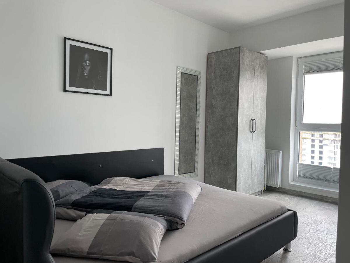 Cozy 2-Room Penthouse Lakeview W14 بوخارست المظهر الخارجي الصورة