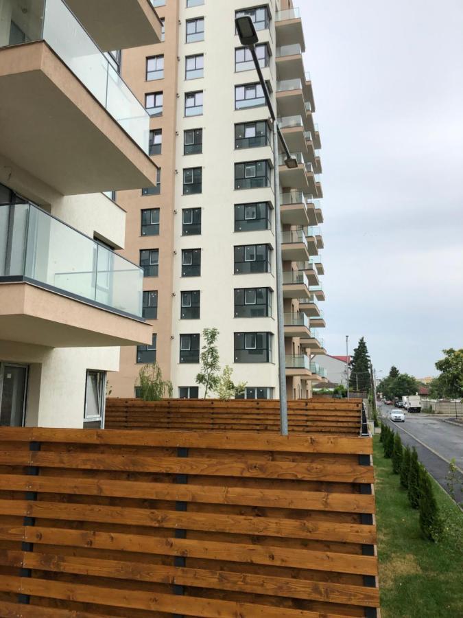 Cozy 2-Room Penthouse Lakeview W14 بوخارست المظهر الخارجي الصورة