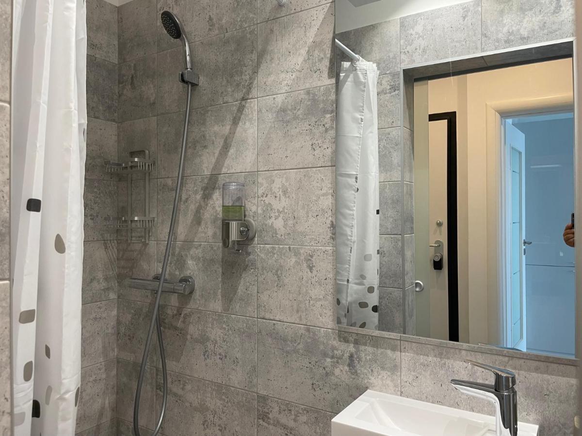 Cozy 2-Room Penthouse Lakeview W14 بوخارست المظهر الخارجي الصورة